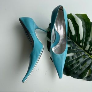 Paolo Iantorno 8 EUC Bright Blue Pointy Toe Heels